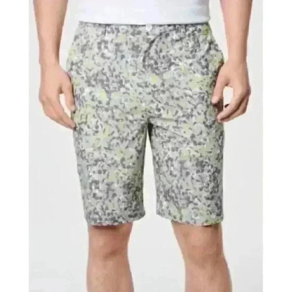 Greg Norman Attack Life Men's Golf Shorts‎ Size 38 Green Grey White